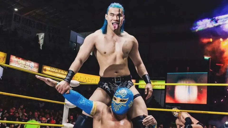 Yutani hace un castigo sobre Místico | Facebook Yutani Luchador