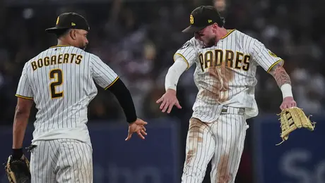 Padres barren a Cubs y avanzan a la Serie Divisional tras ganar 4-1
