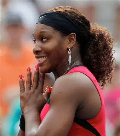 Federer, Williams y Schiavone avanzan a tercera ronda del US Open