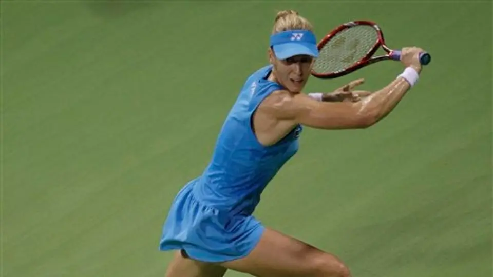 Dementieva se retira tras doce años como profesional