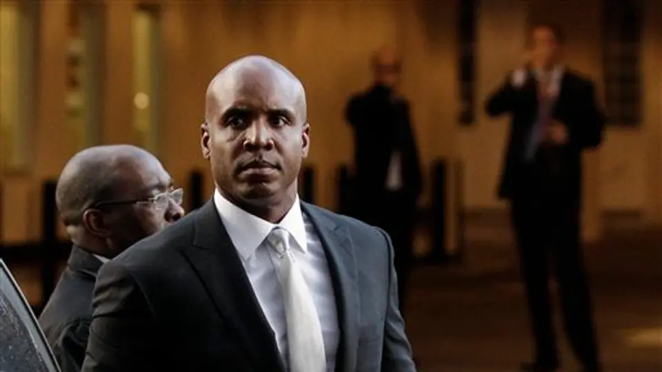 Fiscal tacha de ridículos argumentos de Barry Bonds