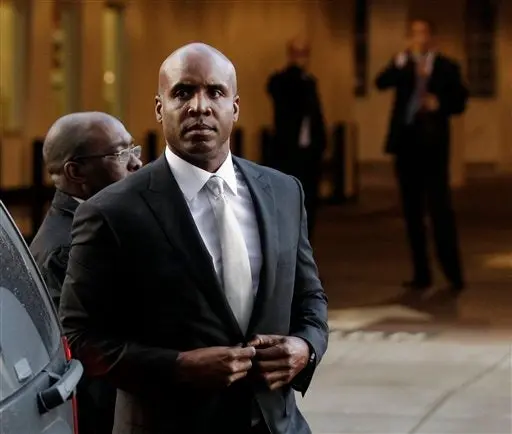 Fiscal tacha de ridículos argumentos de Barry Bonds