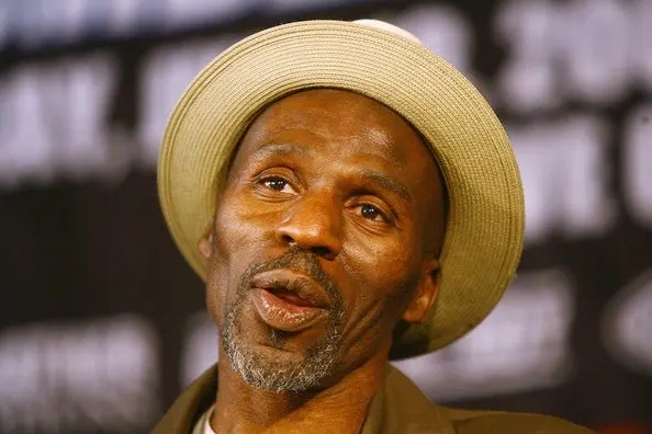 Entrenador de Mayweather Jr. se declara culpable de agresión