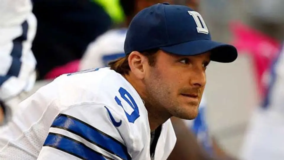 Tony Romo, seis años más con Vaqueros