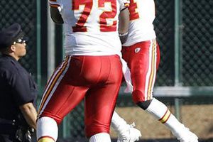 Palmer debuta en la derrota de Raiders 28-0 ante Jefes