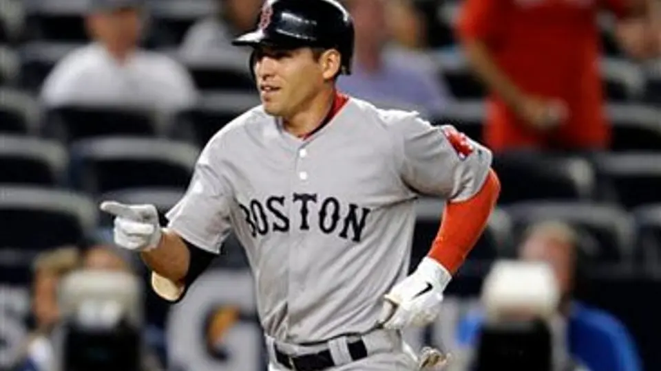 Respira Boston y mantiene ventaja por el comodín