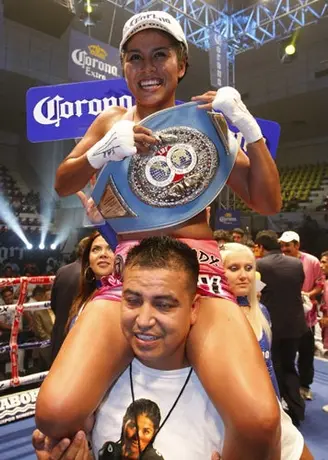 Muciño tiene otra rival para defender su título