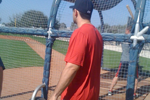 Adrián González ya reportó con los Medias Rojas