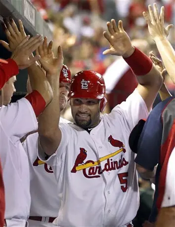 Pujols conecta el jonrón más largo del Busch Stadium