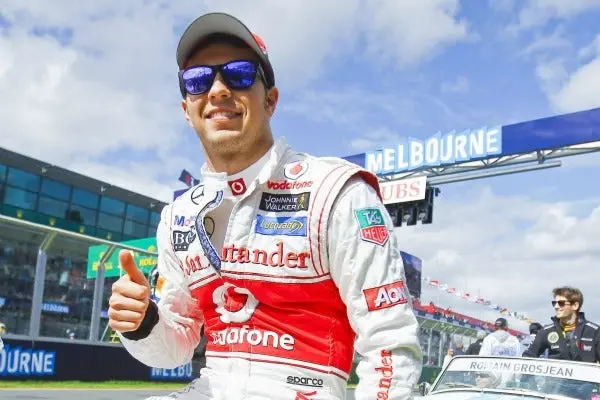 Checo y Guti mejoran tiempos en P2 de Malasia