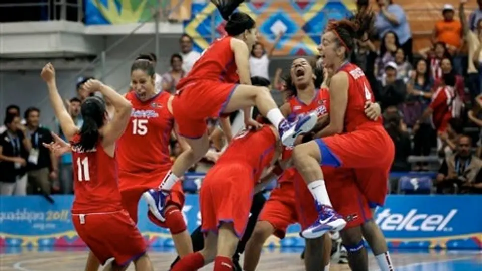 Puerto Rico consigue histórico pase a la final de basquetbol femenil