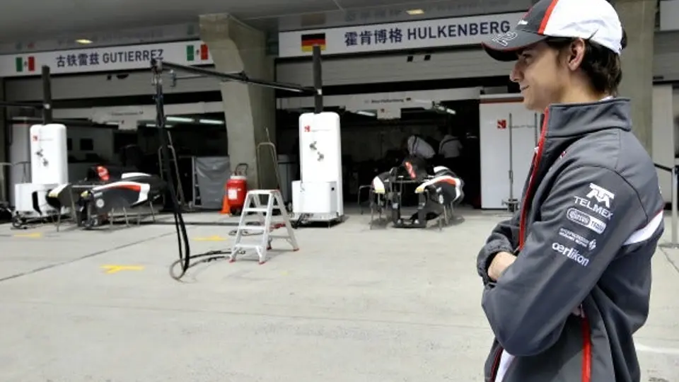 Guti cumple su sueño de conocer el circuito de Shanghai