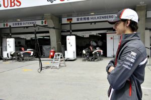 Guti cumple su sueño de conocer el circuito de Shanghai