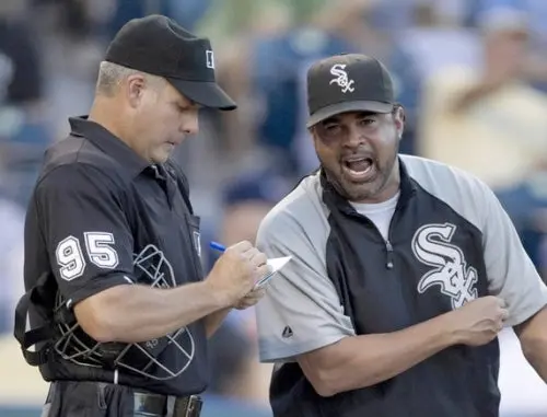 Ozzie Guillén continuará en Chicago hasta 2012