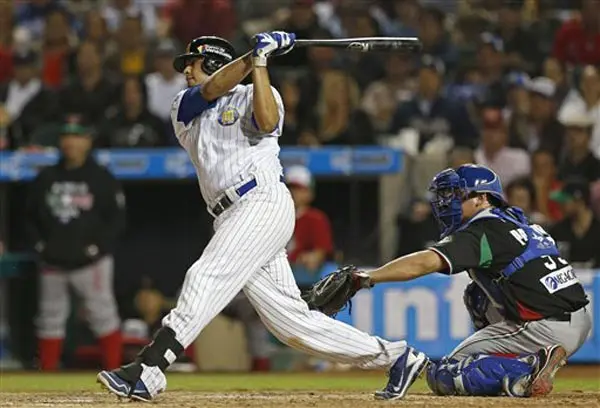 Yaquis pierde dramáticamente ante Navegantes de Venezuela