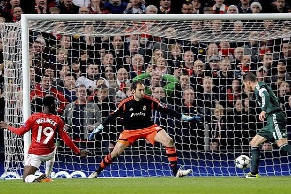 El marcador se abrió hasta el 48', cuando Ramos empujó el balón a su portería | EFE