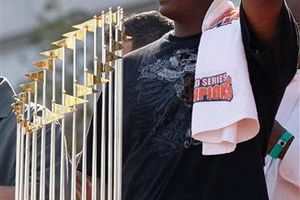 Gigantes dejan en libertad a Edgar Rentería