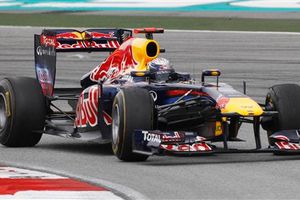 Sebastian Vettel y su RB7, controlan la F1