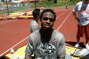 Mark Sánchez vuelve a organizar prácticas en California