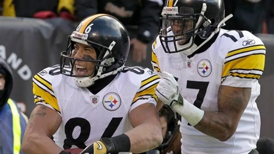 Pittsburgh gana su división; Acereros arrolla 41-9 a Cleveland