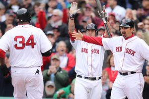 Par de jonrones del Titán, en la derrota de Boston ante Toronto