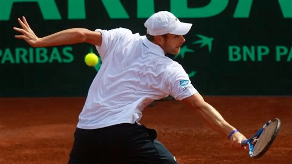Andy Roddick gana y le otorga ventaja a EU en Copa Davis