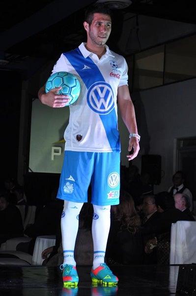Luis Noriega portó el tercer uniforme de Puebla | FACEBOOK PUEBLA