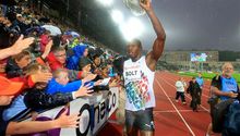 Bolt logra la mejor marca mundial del año en los 200
