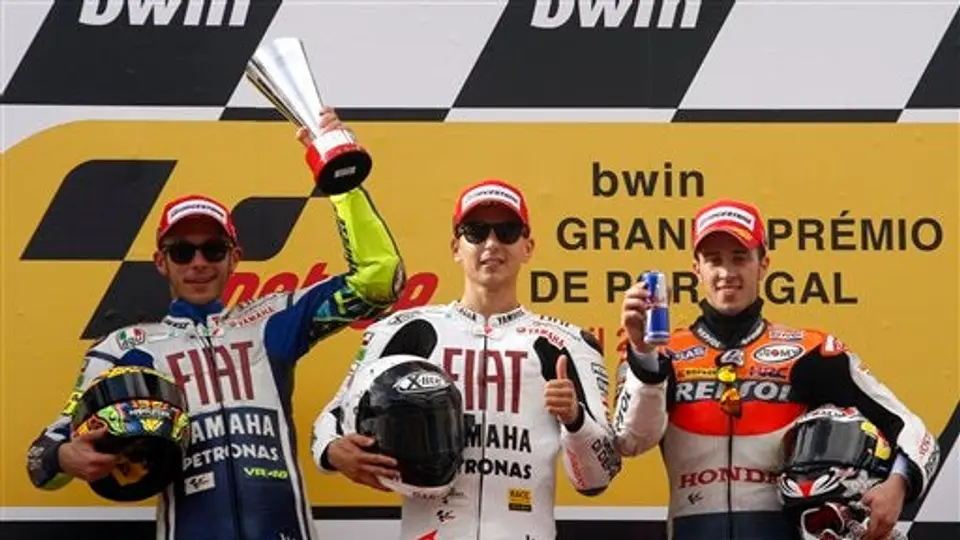 Lorenzo doblega a Rossi en mano a mano y gana en Portugal