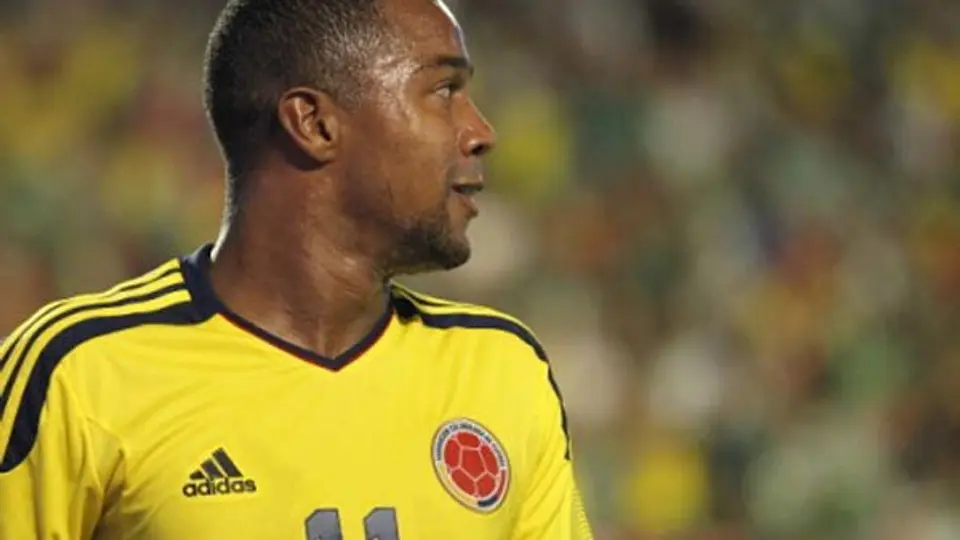 Dorlan Pabón sella su relación con el Betis por seis meses