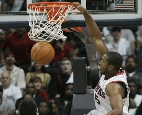 Con 'doble doble' de Horford, Atlanta vence a Wizards