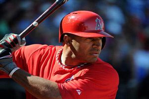 Yanquis contrata a Vernon Wells