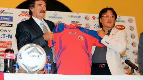 La Volpe da a conocer lista de Costa Rica para la Copa Uncaf