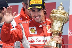 Alonso, feliz por 'cortarle las alas' a Red Bull