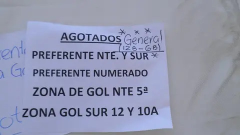 La afición felina se enfurece ante la falta de abonos