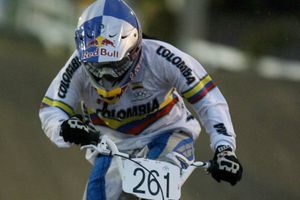 Colombia y Estados Unidos dominan en ciclismo BMX