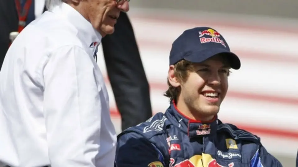 'Es muy pronto para dar órdenes de equipo': Ecclestone