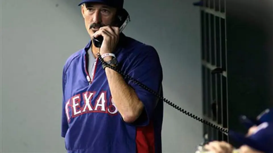 Maddux y Alomar suenan para el banquillo de Boston