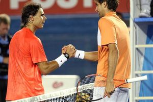 Nadal arrolla a Cilic y va a Cuartos de Final en Australia