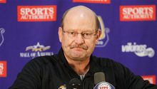 Vikingos despiden a su entrenador en jefe, Brad Childress