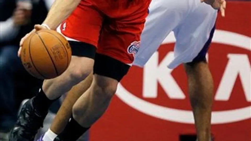 Griffin imparable en la duela; Clippers vencen 108-103 a Suns