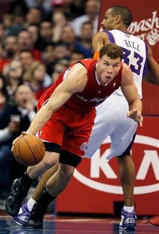 Griffin imparable en la duela; Clippers vencen 108-103 a Suns