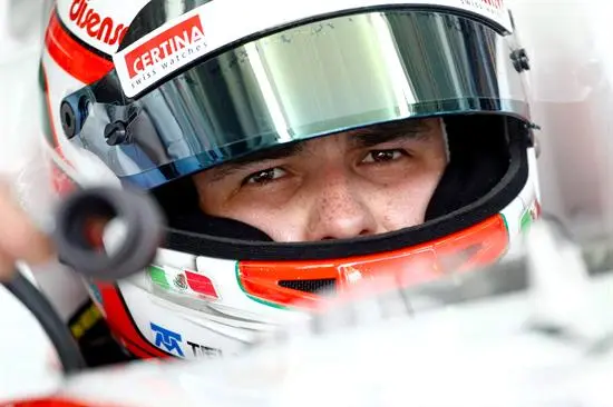 Mexicano fuera en Malasia por incidente con un Toro Rosso