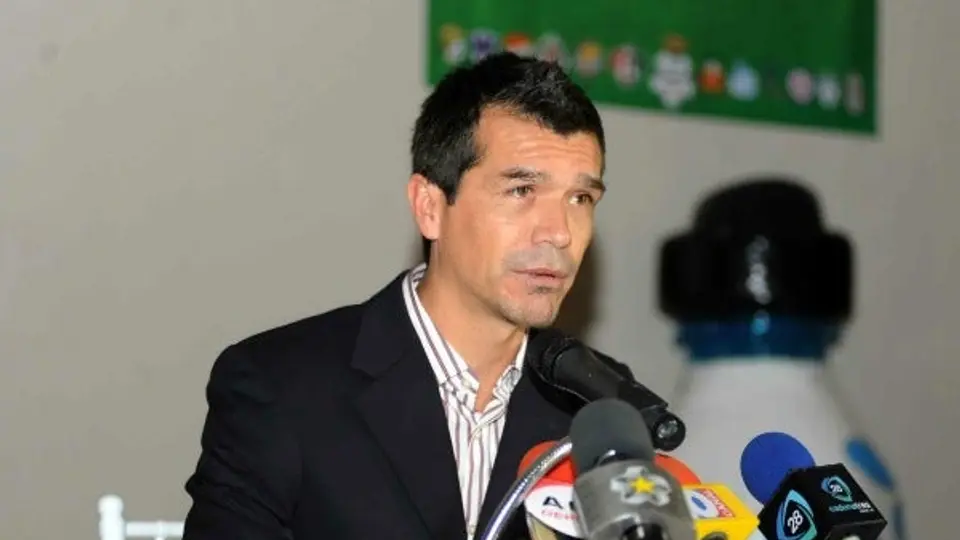 Borgetti quiere convertirse en maratonista
