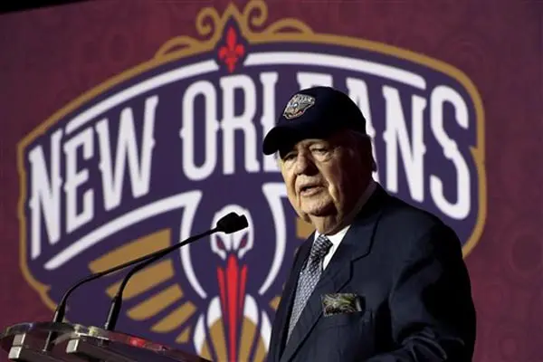 Hornets cambiará de nombre, a Pelicans