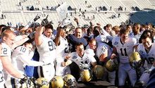 Pittsburgh aprovecha errores y se lleva el Compass Bowl