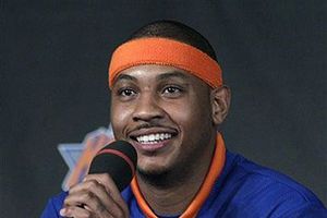 Carmelo Anthony inaugura cancha de basketball en Puerto Rico
