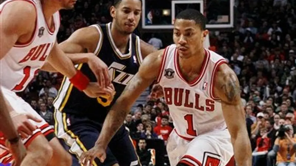 Los Bulls derrotan al Jazz con Rose y Deng inspirados