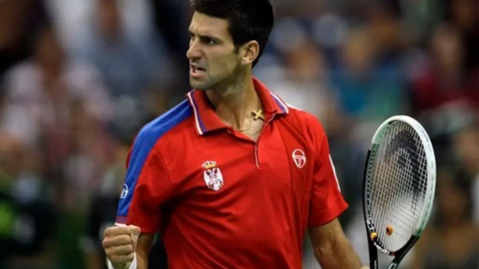 Djokovic cree que el futbol es más difícil que el tenis
