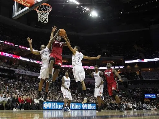 LeBron doma a Bobcats; Miami vence 96-82 a Charlotte